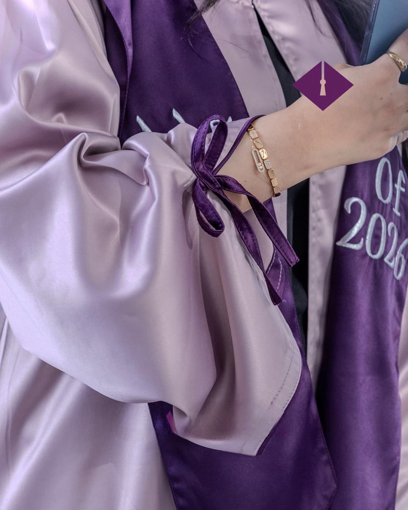 طقم عبايات تخرج 2026_بلون موف