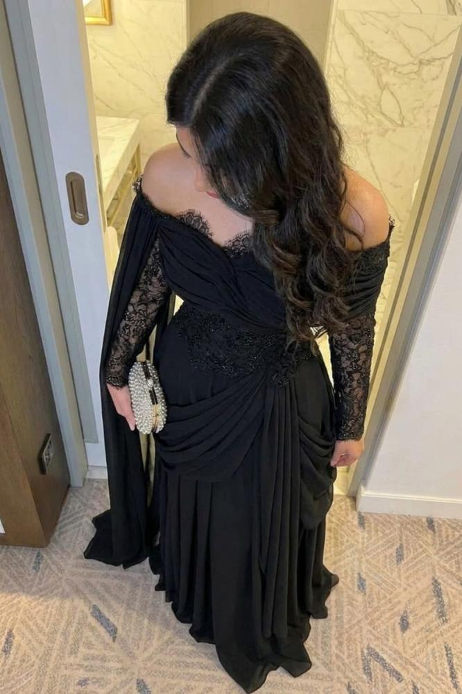 فستان سهرة أسود أوف شولدر بالدانتيل والدرابيه