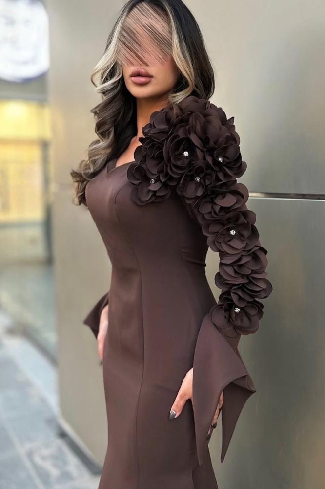 Evening dress with sleeves brown color