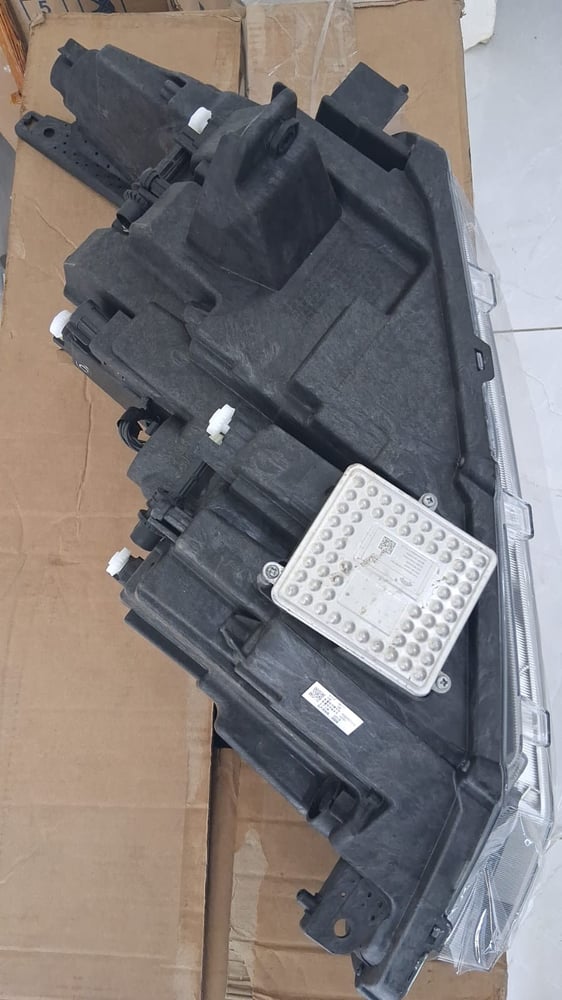 شمعة يمين فاو FAW T77 بيستون