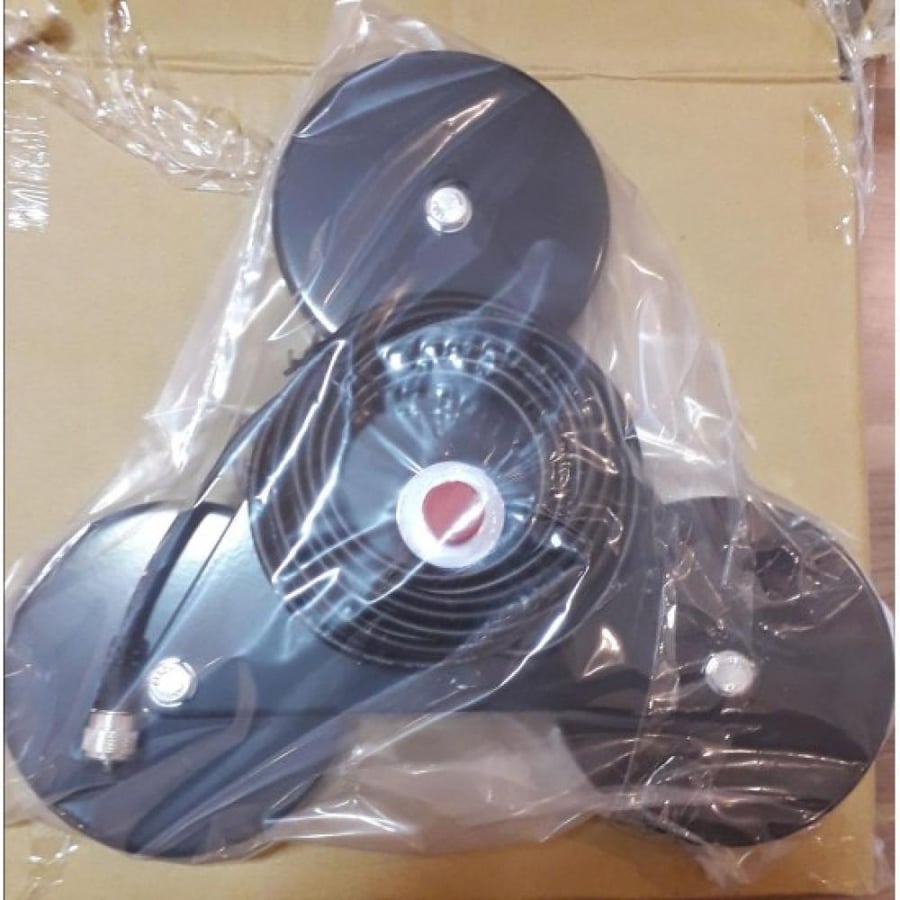 قاعدة هوائي مغناطيس ثلاثية FAS GL‑300‑S‑R – تثبيت قوي لهوائيات VHF/UHF