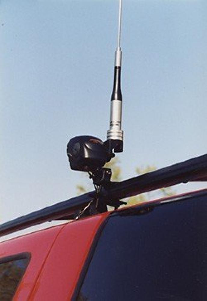 قاعدة دايموند DIAMOND K9000 كهربائية – قاعدة هوائي متحركة بتحكم داخلي (Motor Drive)