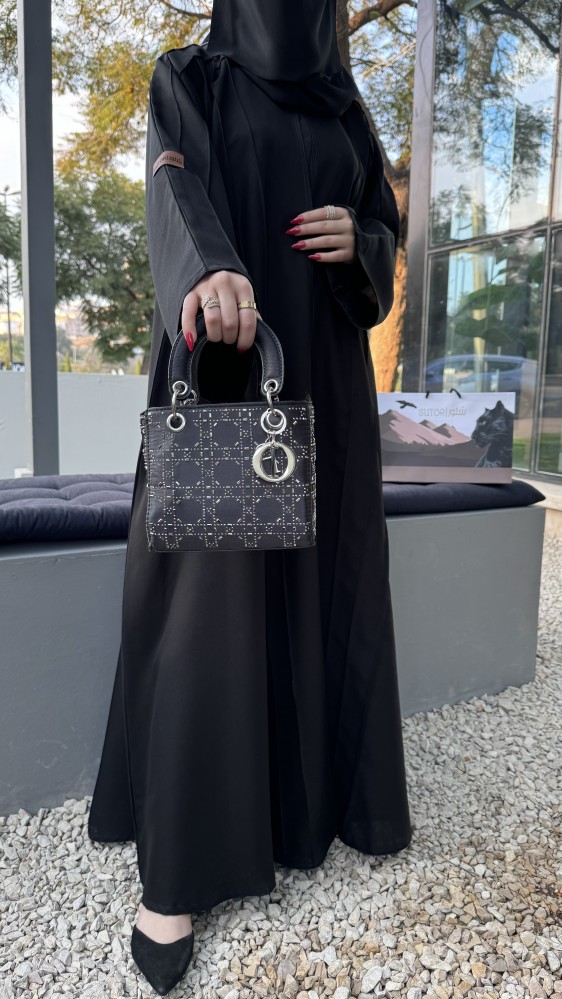 عباية شمائل .