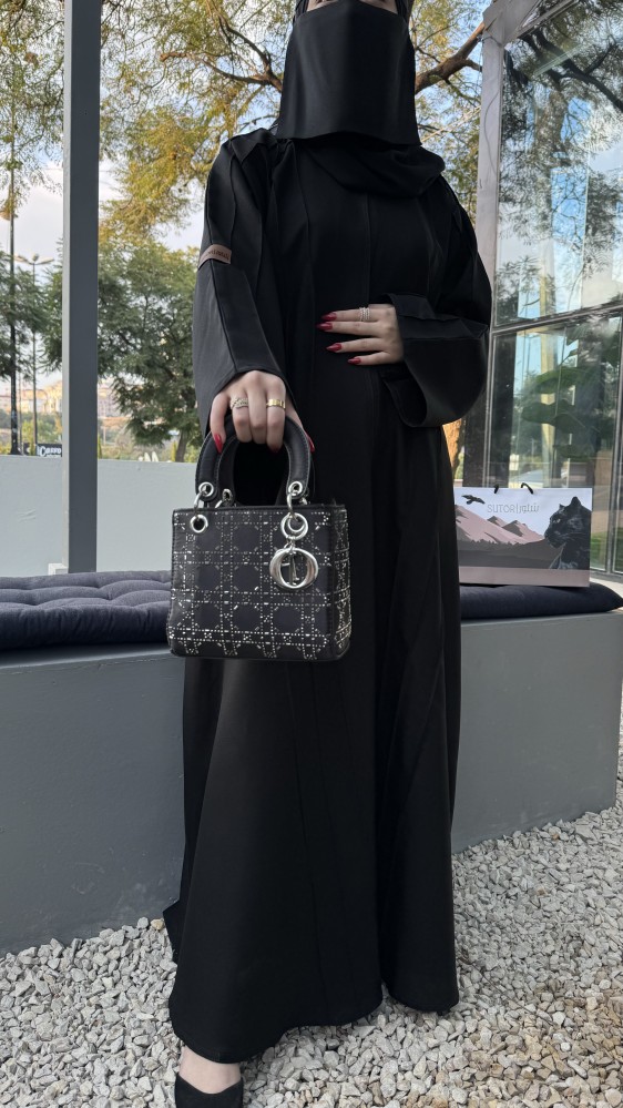 عباية شمائل .