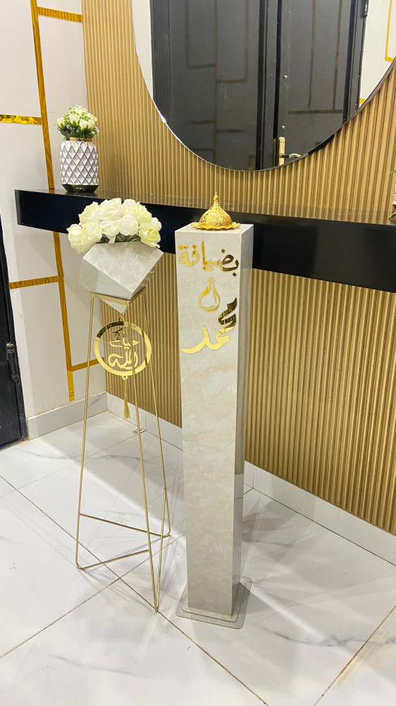 Incense holders for reception with flower vases