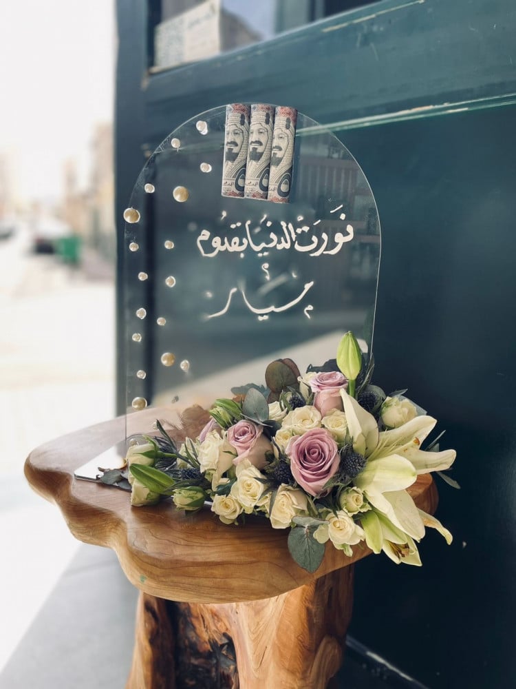 استاند اكريليك حجم وسط