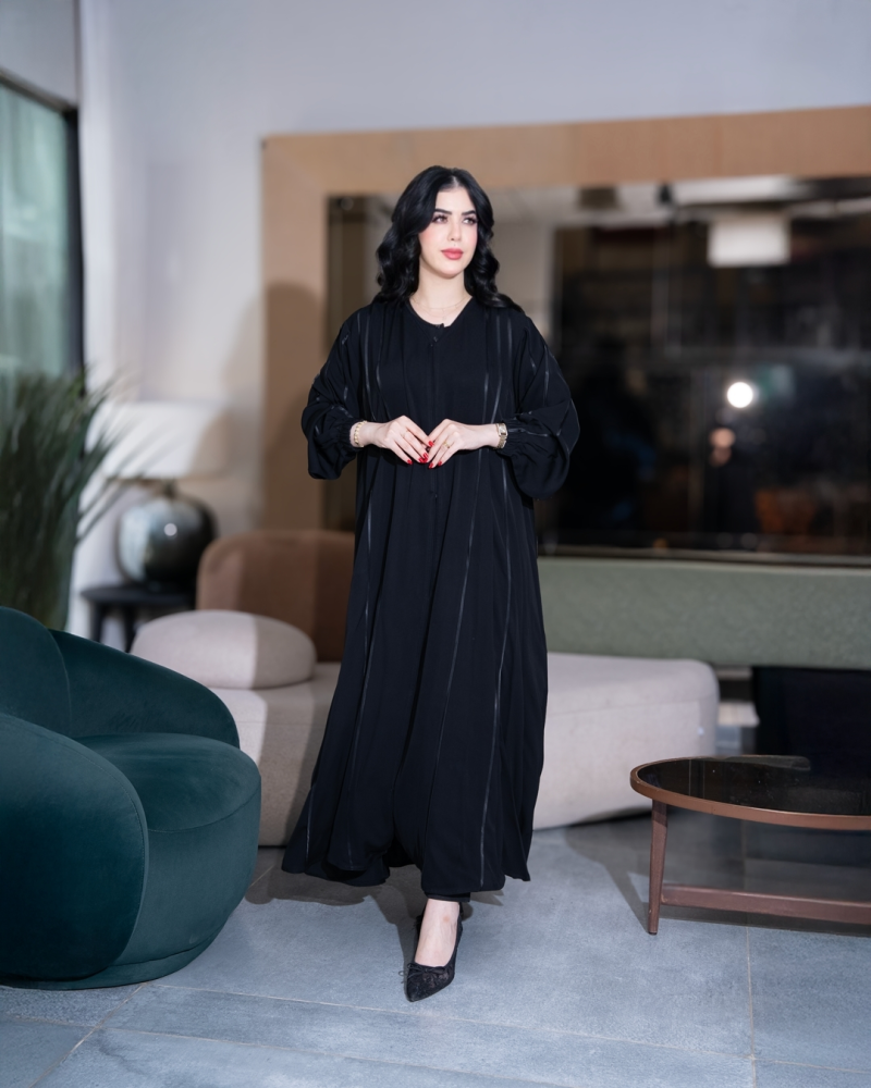عباية بطرحة صبا / كم مطاط