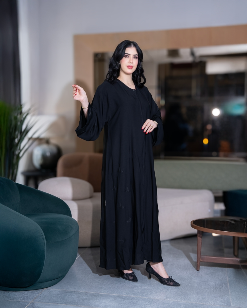 عباية بطرحة اكسسوارات تطريز