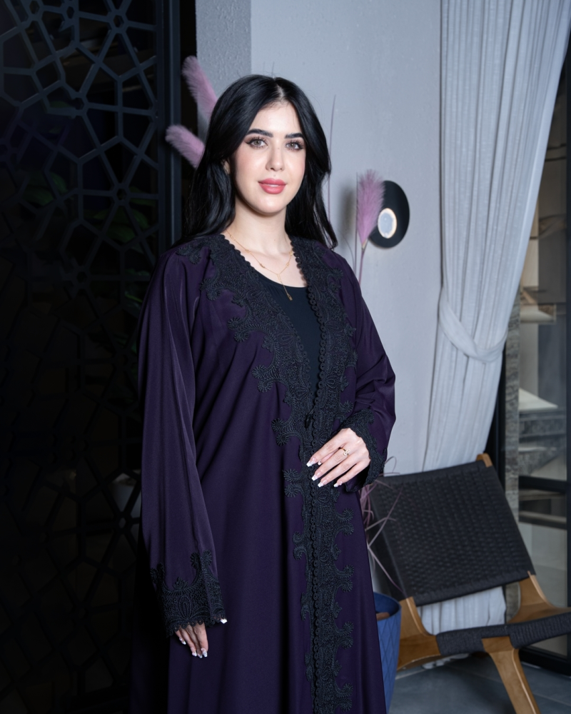 عباية بطرحة أوريليا موف قفطان مغربي