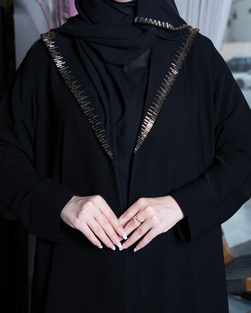 طقم اليوم الوطني عزنا بجودنا