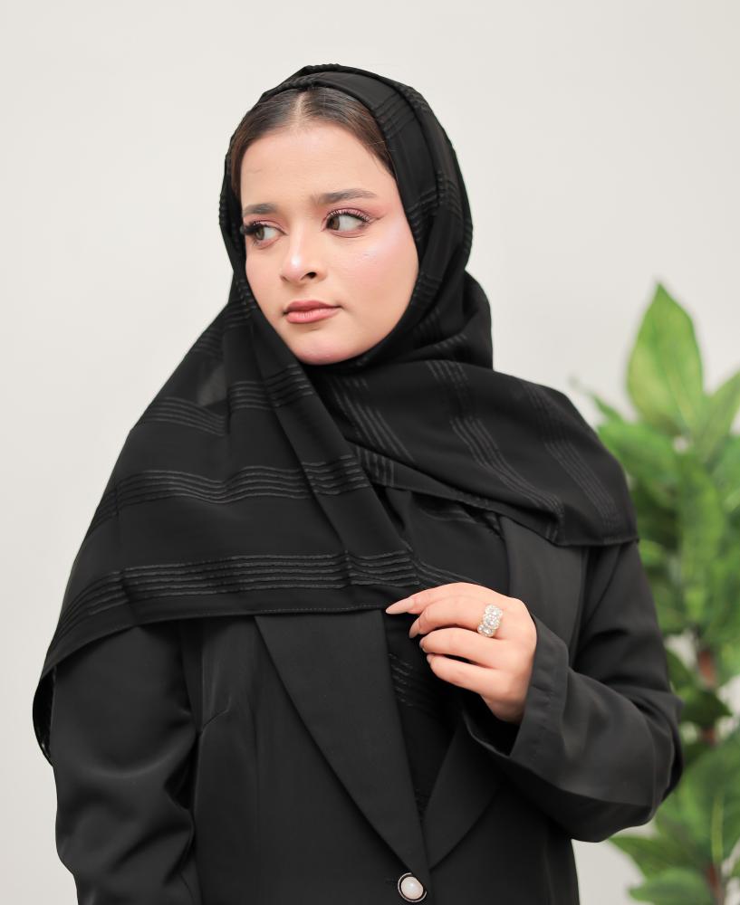 Avenue 14 black Japanese veil