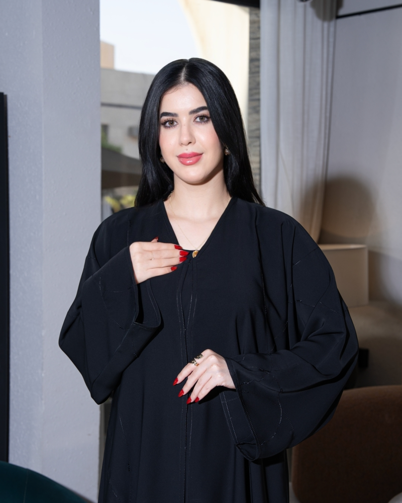 عباية بطرحة شغل مكينة سبيشل