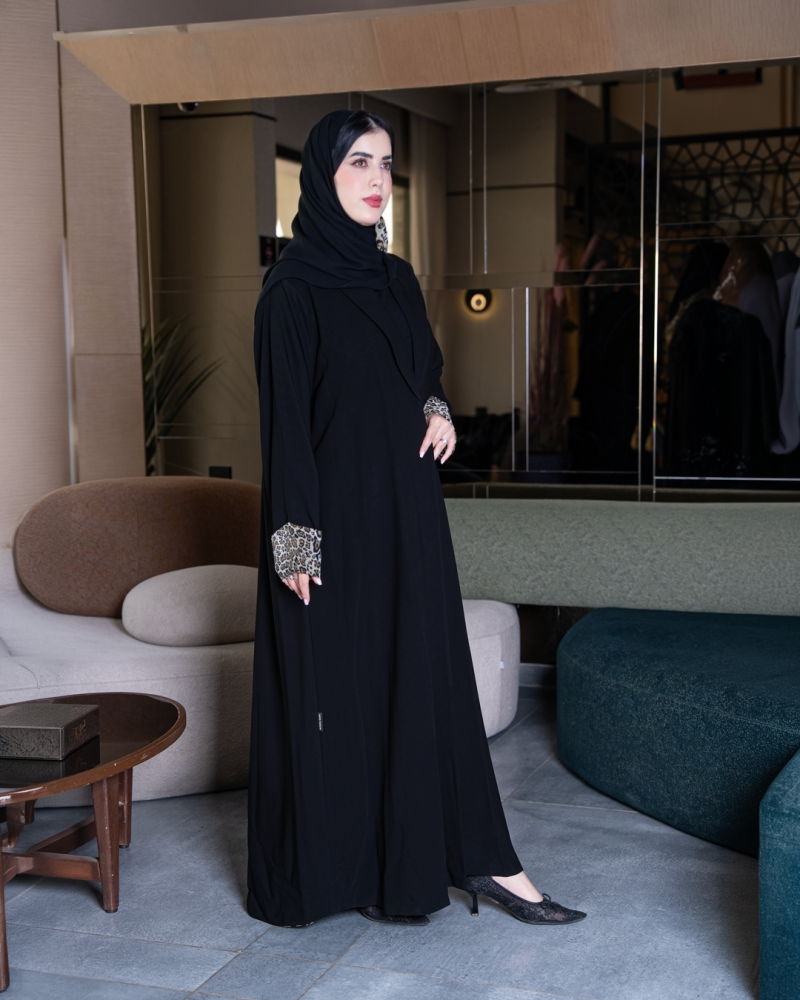 طقم كاساندرا تايغر ملكي (NORA)