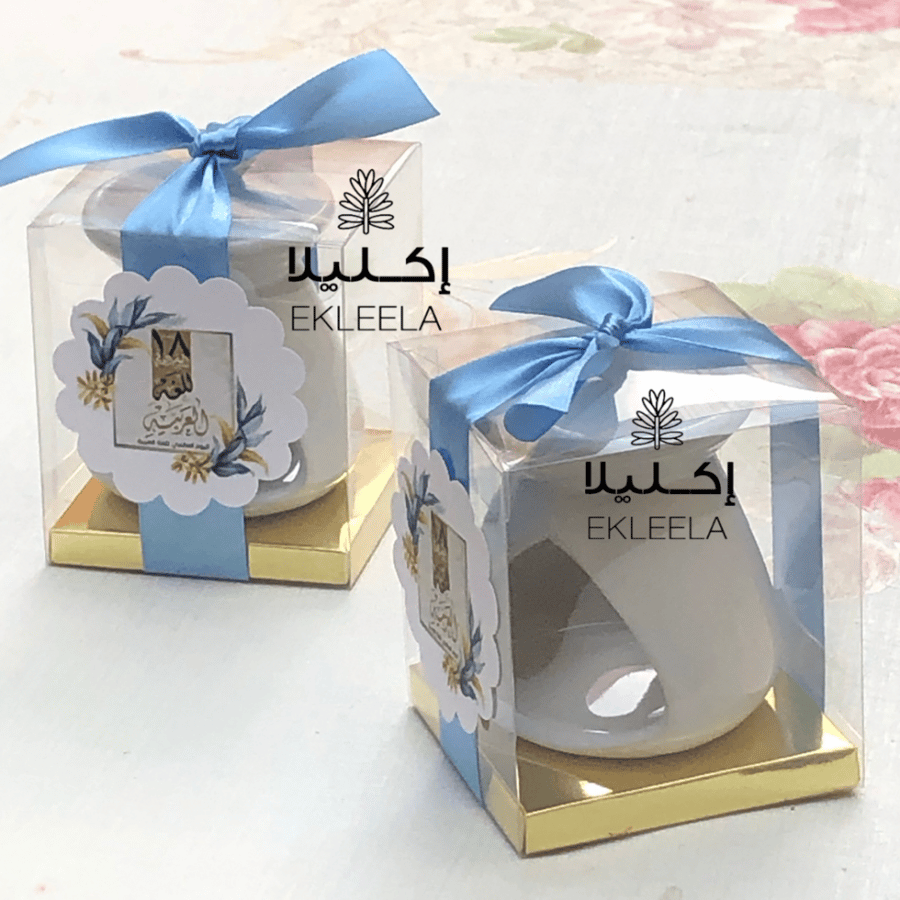 علب توزيعات شفافه مع ميني فواحه حجم صغير مع ثيم اليوم العالمي للغه العربيه  ( 12 علبه )