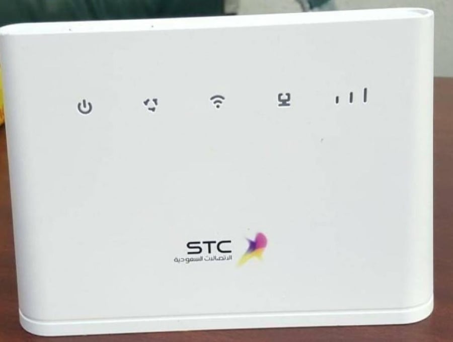 راوتر  STC b310 مستخدم نظيف ( مودم )