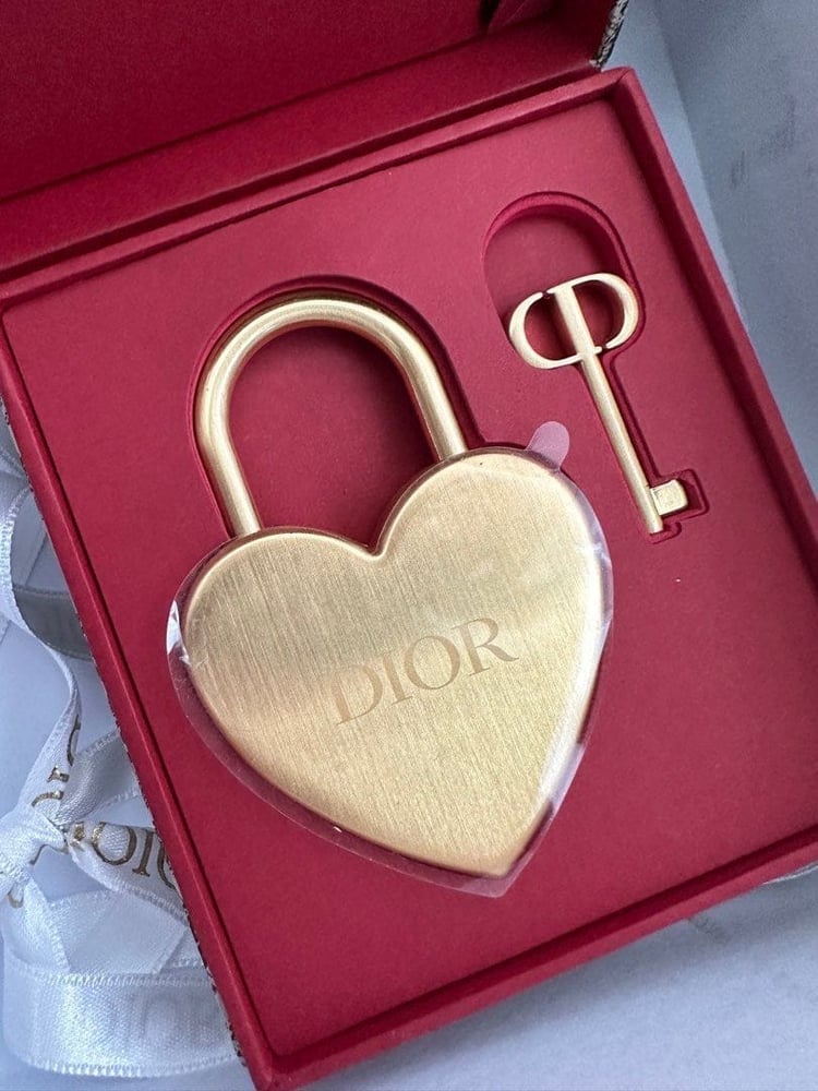 Door lock