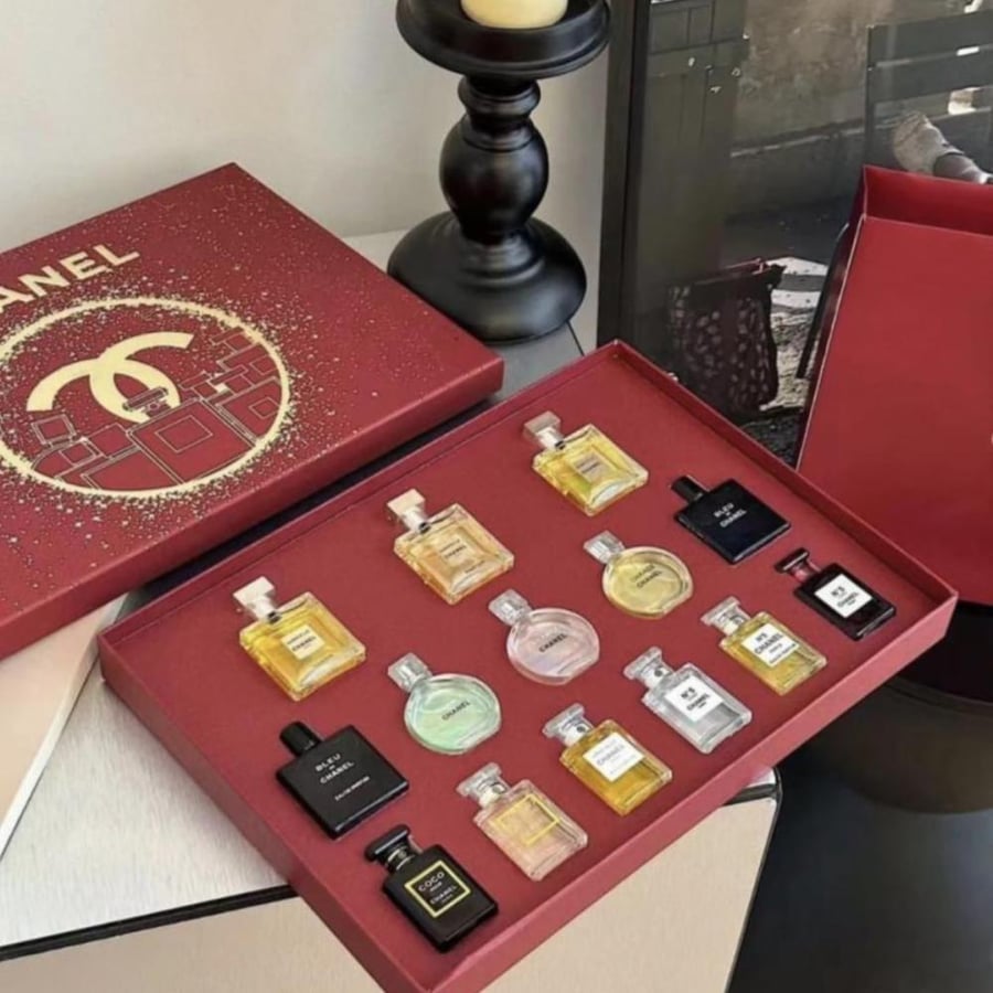Chanel collection