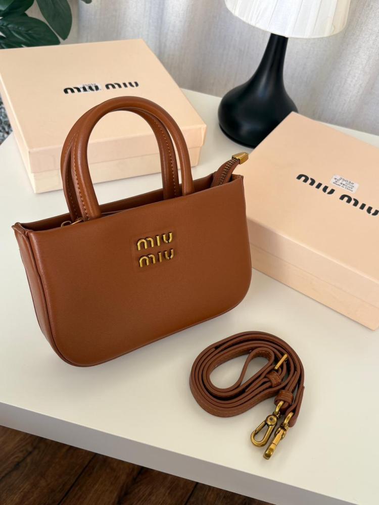 MIU MIU