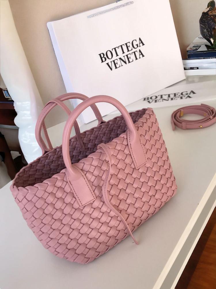 BOTTEGA VENETA