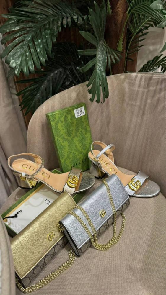 GUCCI COLLECTION