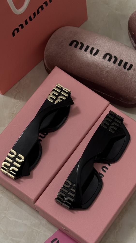 MIU MIU