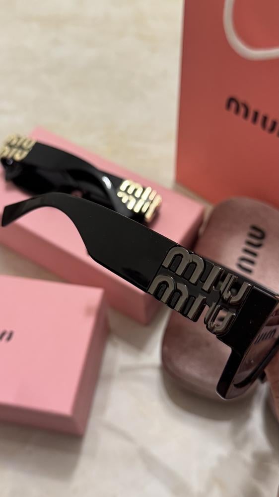 MIU MIU