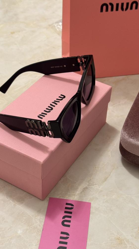 MIU MIU