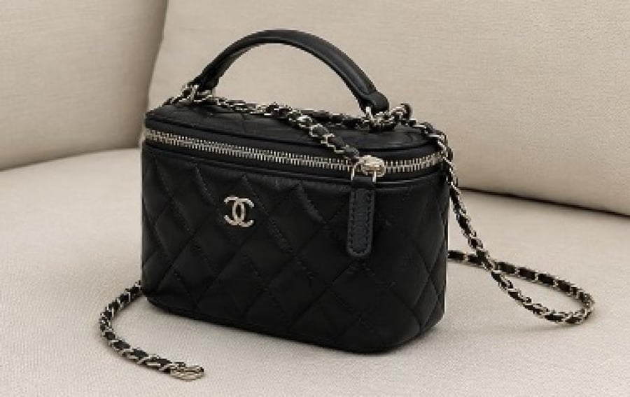 CHANEL MAKEUP SILVER