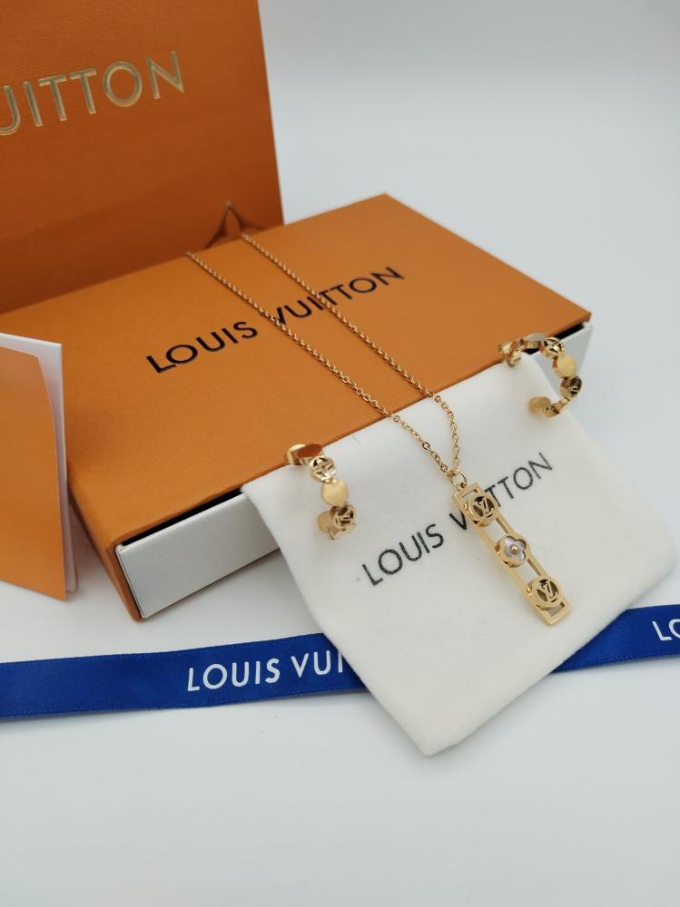 LOUIS VUTTION