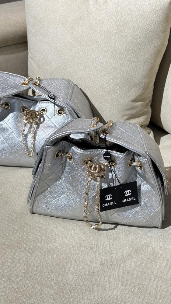 CHANEL CLASSIC 25