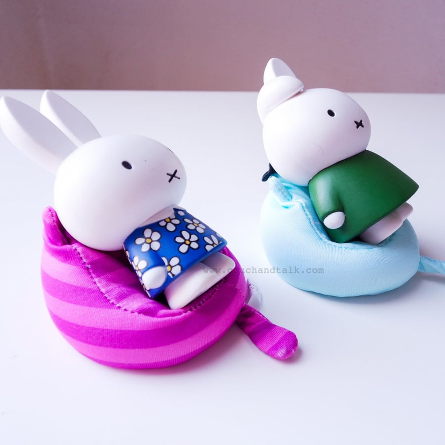 Bean bag chair for Obitsu 11 doll