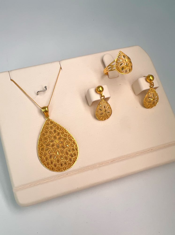 Half of an Olive Branch model set - 21 karat