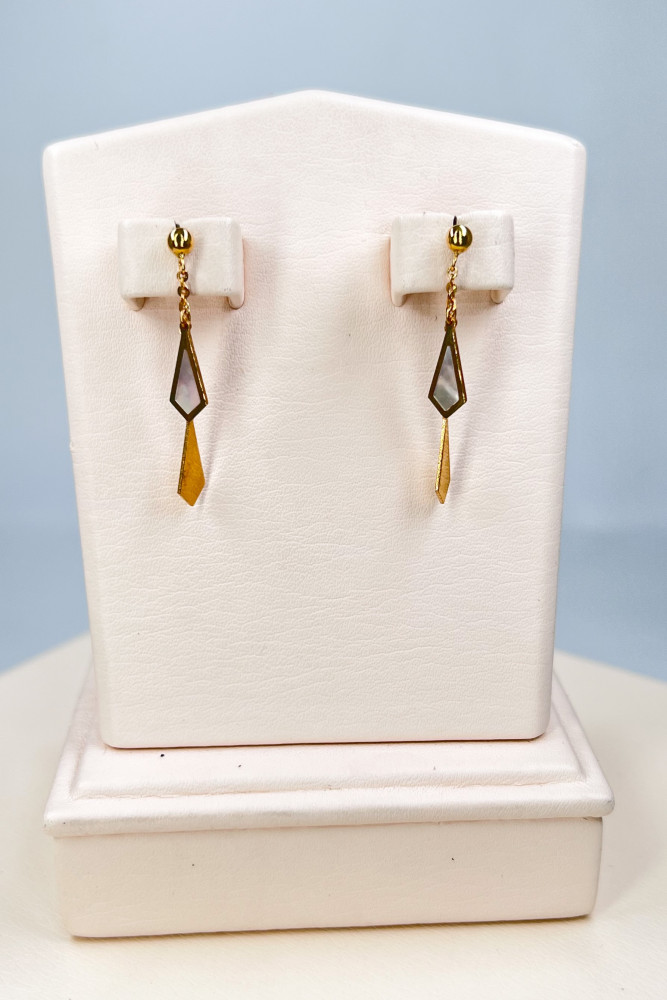 Smooth round two-layer earrings decorated with white mother-of-pearl stone - 18 karat