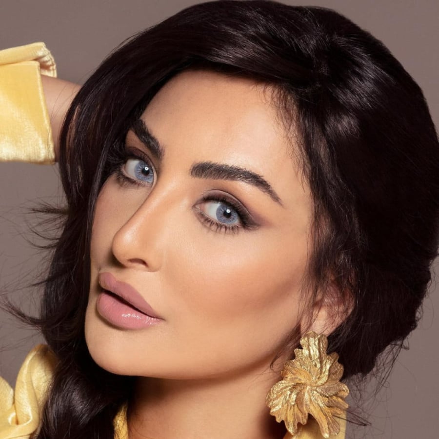 عدسات امارا اش قري Amara Ash Gray