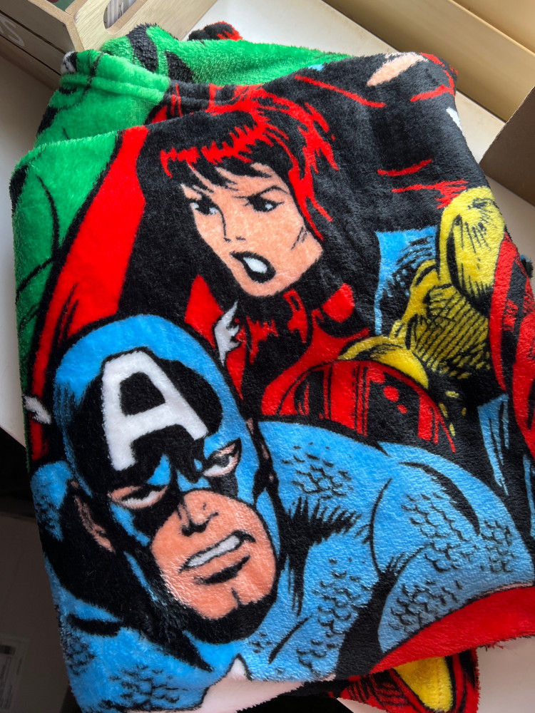 بطانيه Marvel مارفل