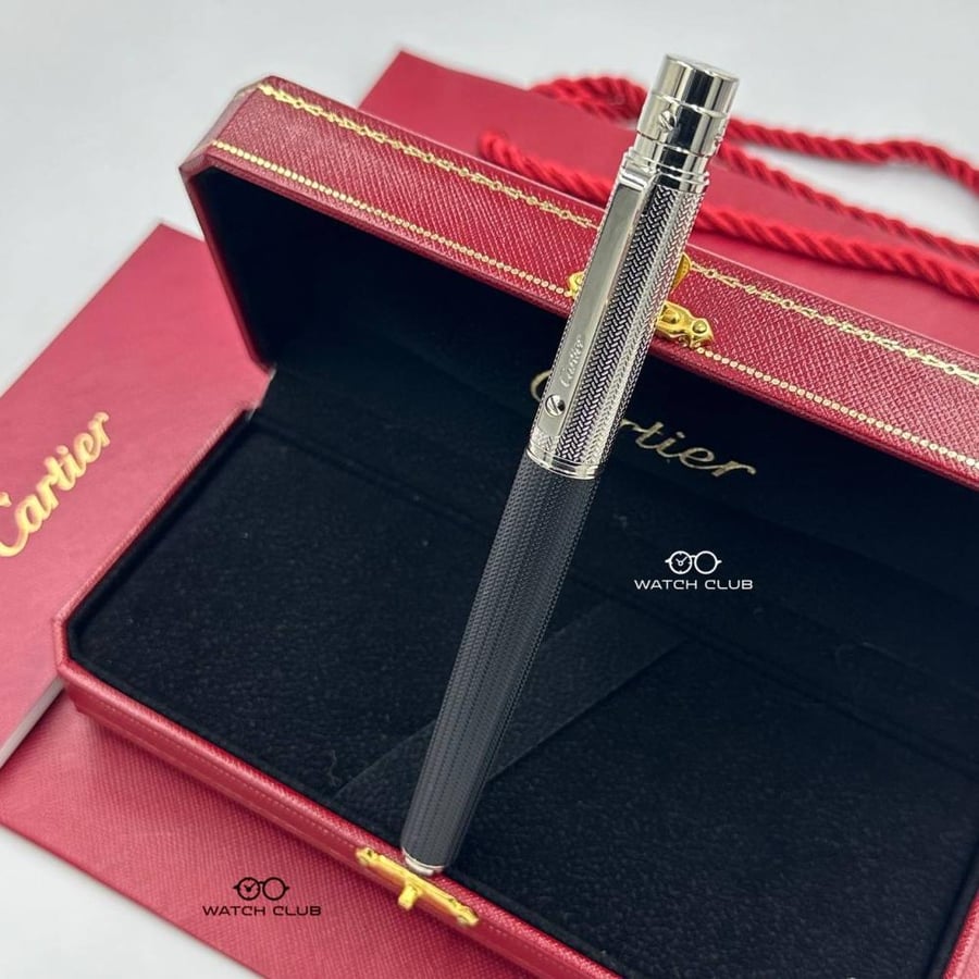 قلم ماركة كارتير اسود فضي