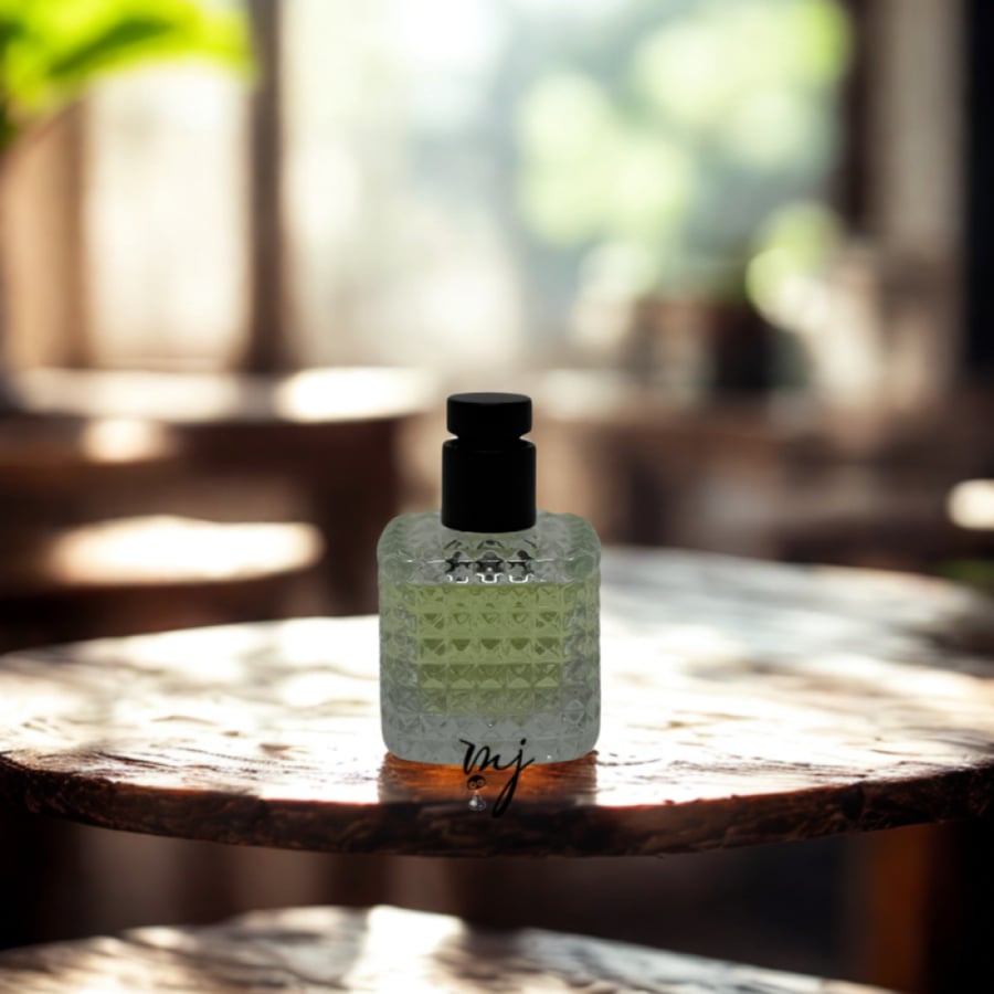 فالنتينو دونا بورن إن روما جرين سترفاجنزا (6ml) سكب