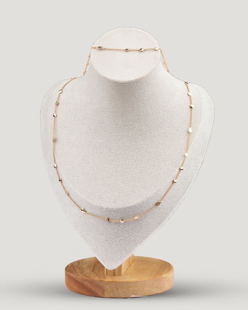 سلسال ناعم ذهبي طويل