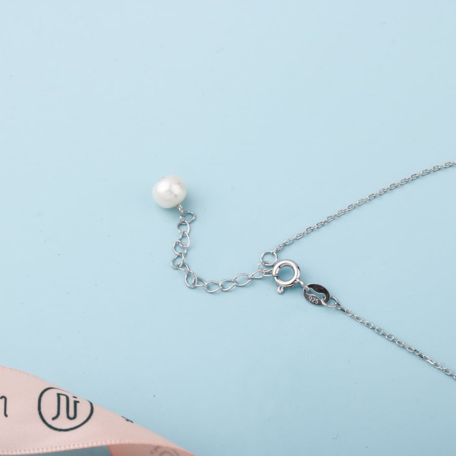 عقد لؤلؤ فضة عيار 925