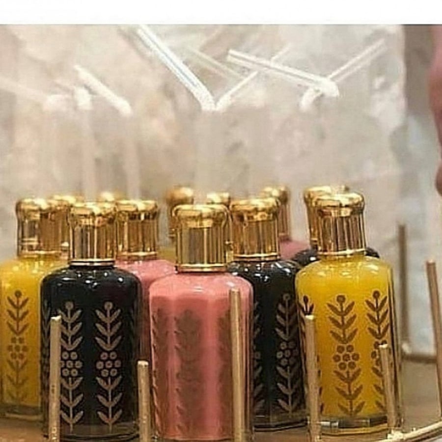 قوارير زجاج تولات