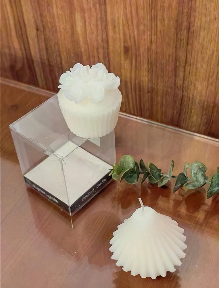 شموع تطفي بالماء معطره