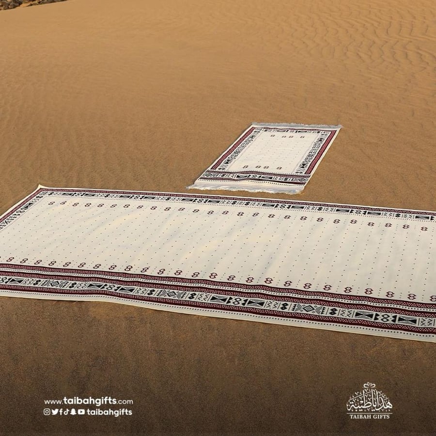 مصلى التراث الشمالي أبيض