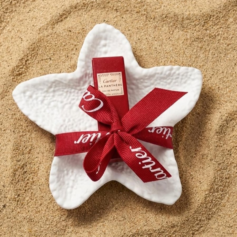 5 Cartier distributions: Cartier perfume ampoules with a star-shaped base for rings and bracelets