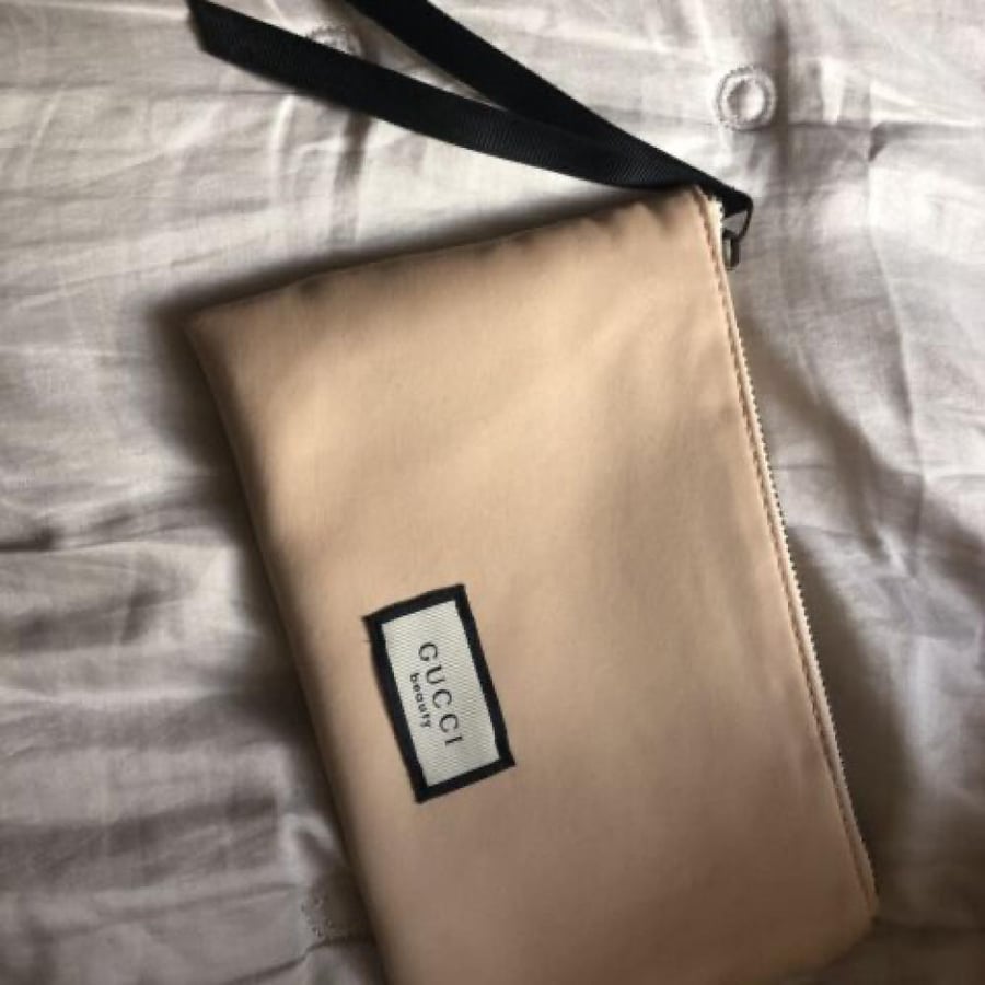 Gucci set of makeup Brushes & mini pouch