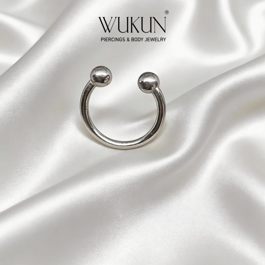 Silver piercing ring 925s horse shoe
