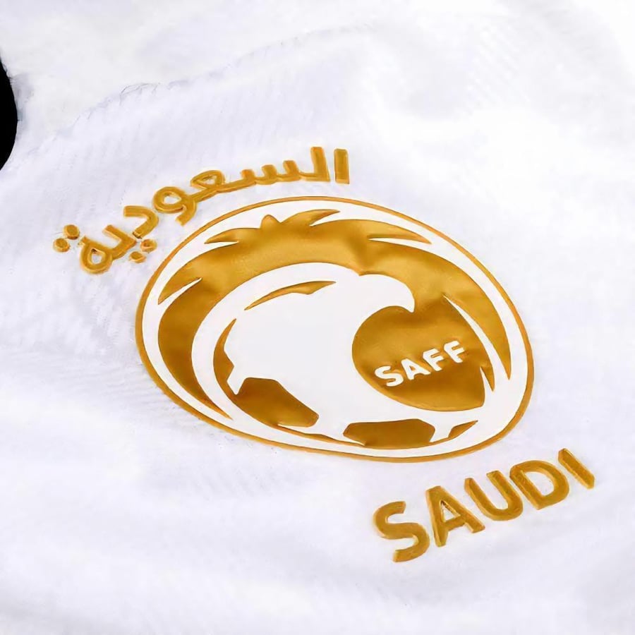 تيشيرت المنتخب السعودي بالكريستال