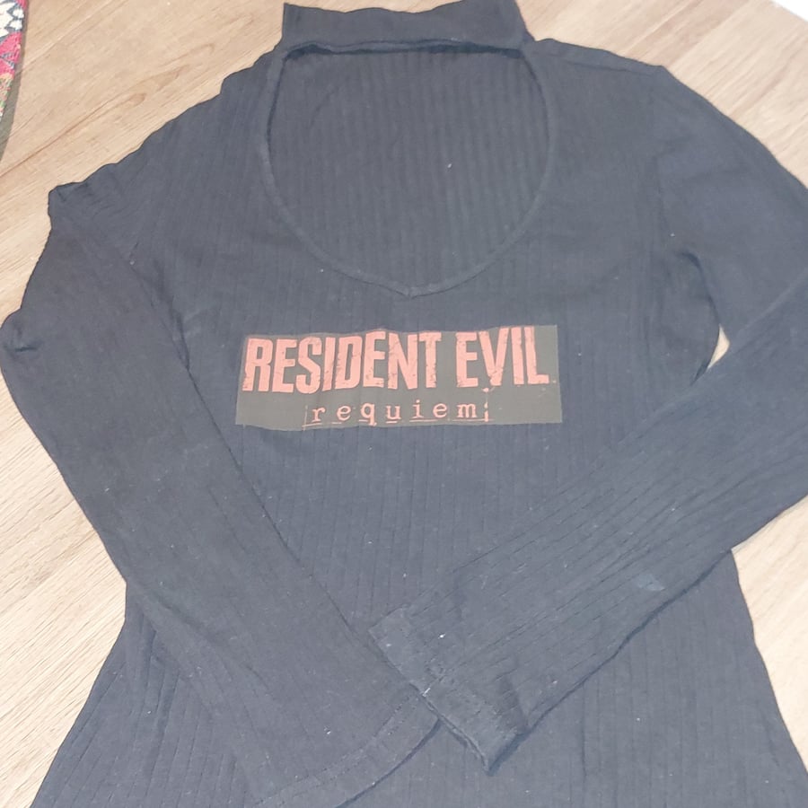 تيشيرت ريكويم requiem