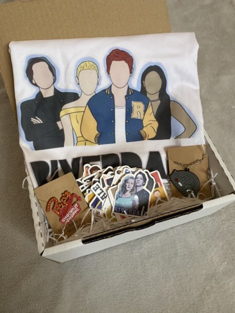 بوكس ريفيردل - Riverdale Box