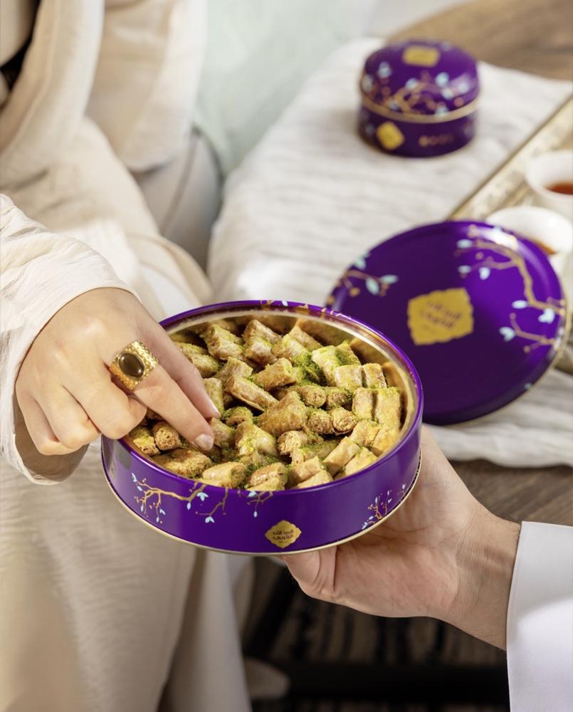 المذاق العربي بقلاوة وسط 250 جرام دايري