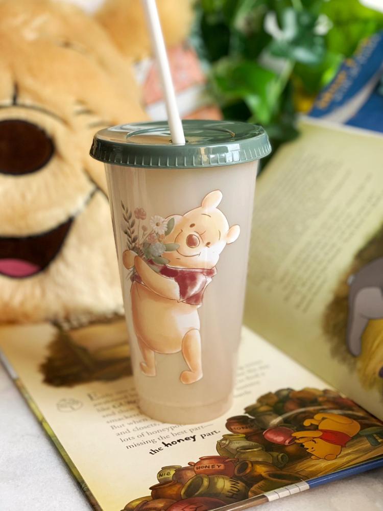 Plastic wine cup